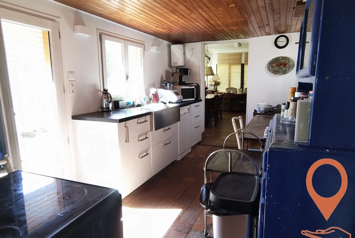 Charmante maison à vendre à Cernoy-en-Berry avec jardin et potentiel d'aménagement 