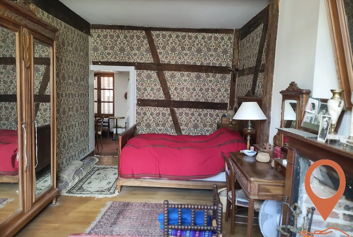 Charmante maison à vendre à Cernoy-en-Berry avec jardin et potentiel d'aménagement 