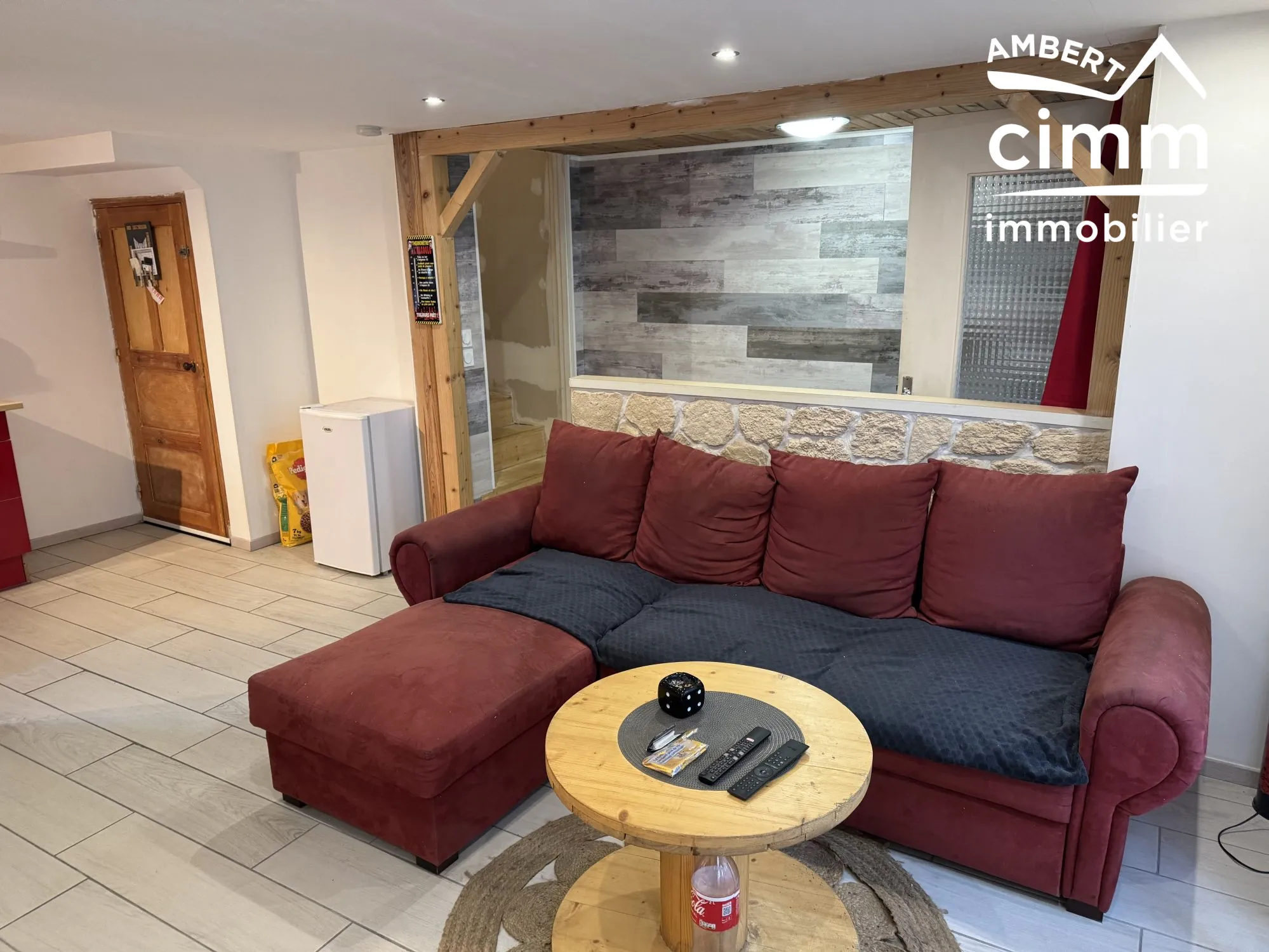 Achat ensemble de deux maisons mitoyennes à Ambert avec garages et jardin, idéal investisseur 