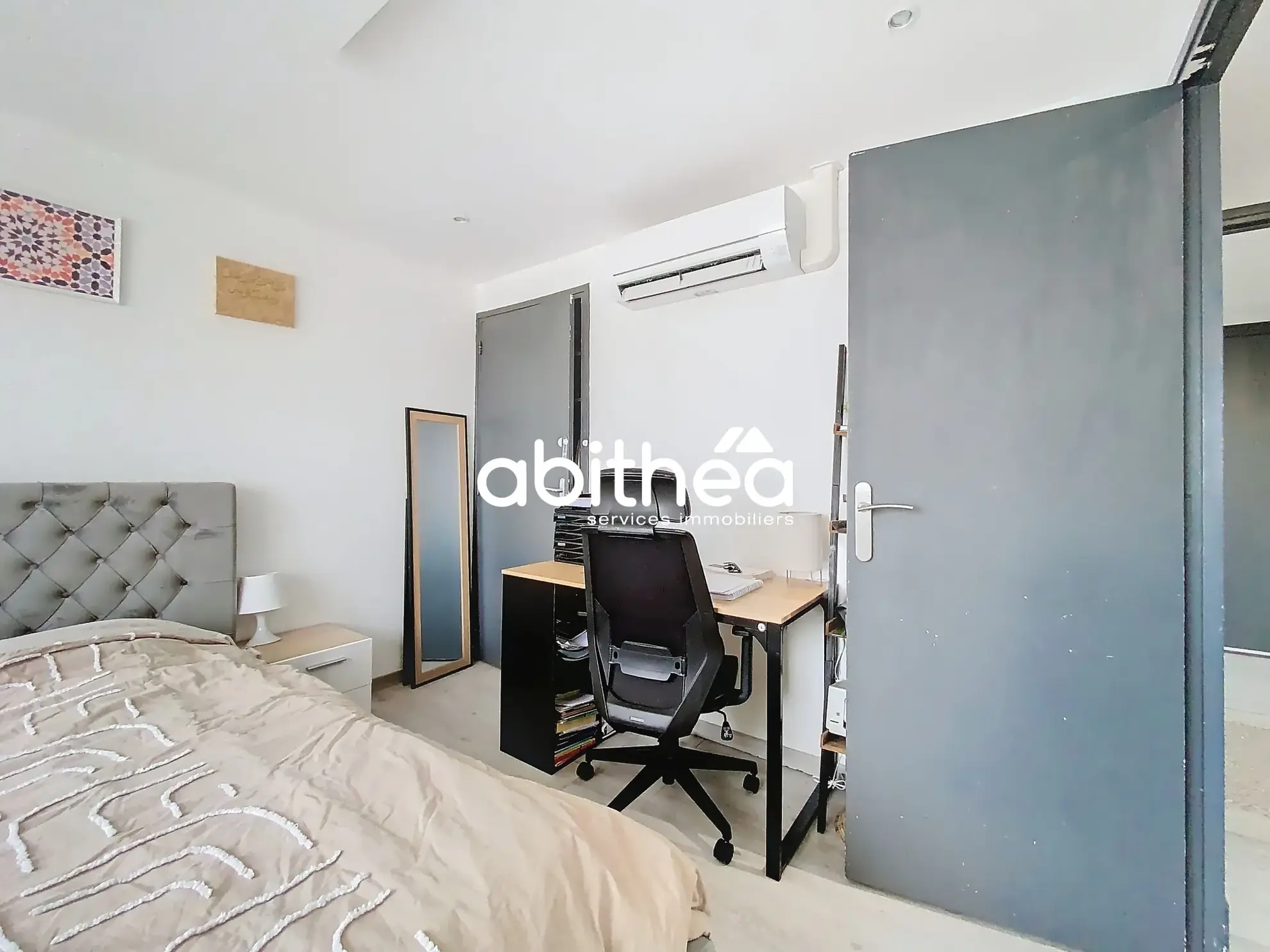 Appartement T3 rénové avec balcon et cave à Béziers Font Neuve 