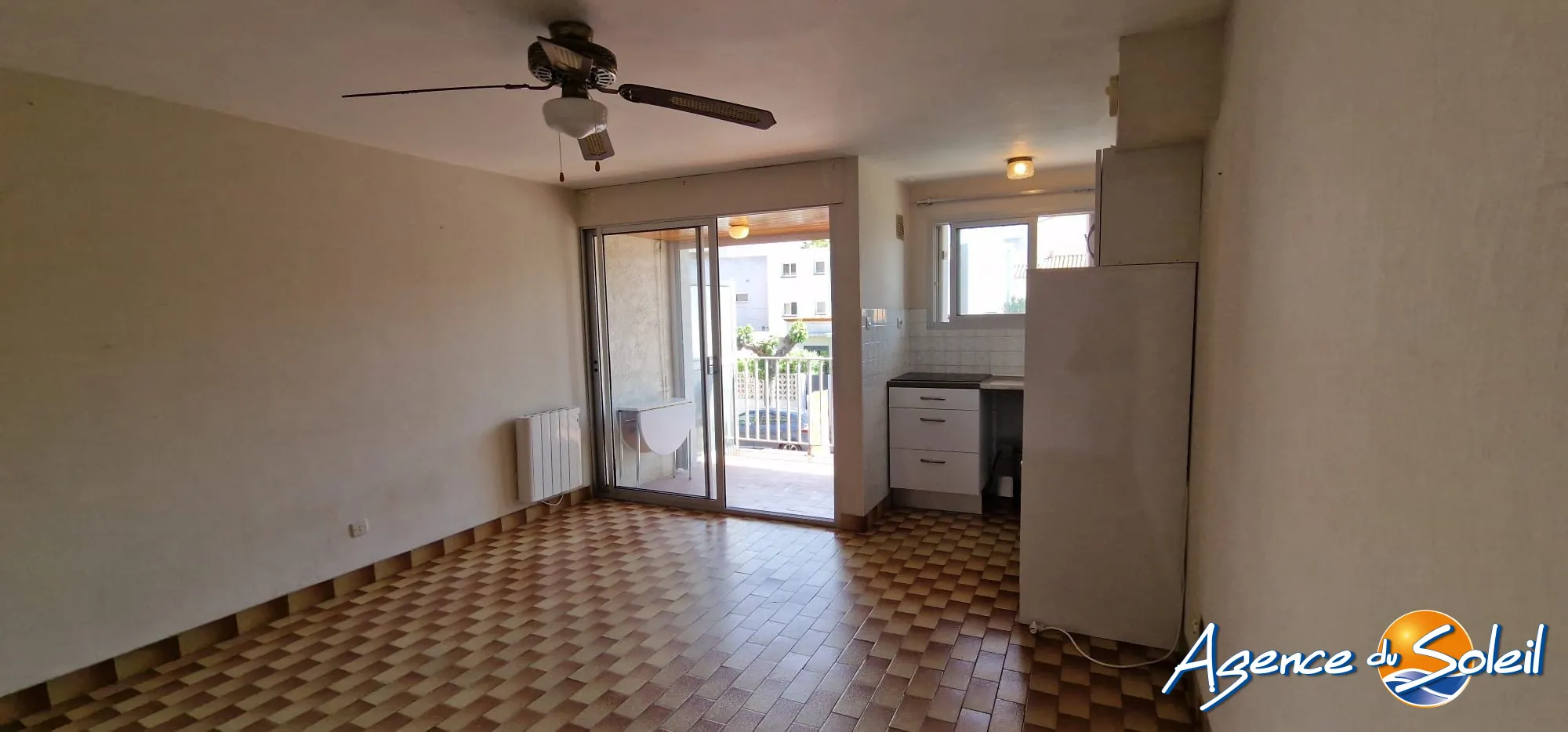 Studio lumineux avec terrasse proche de la plage à Canet-en-Roussillon 
