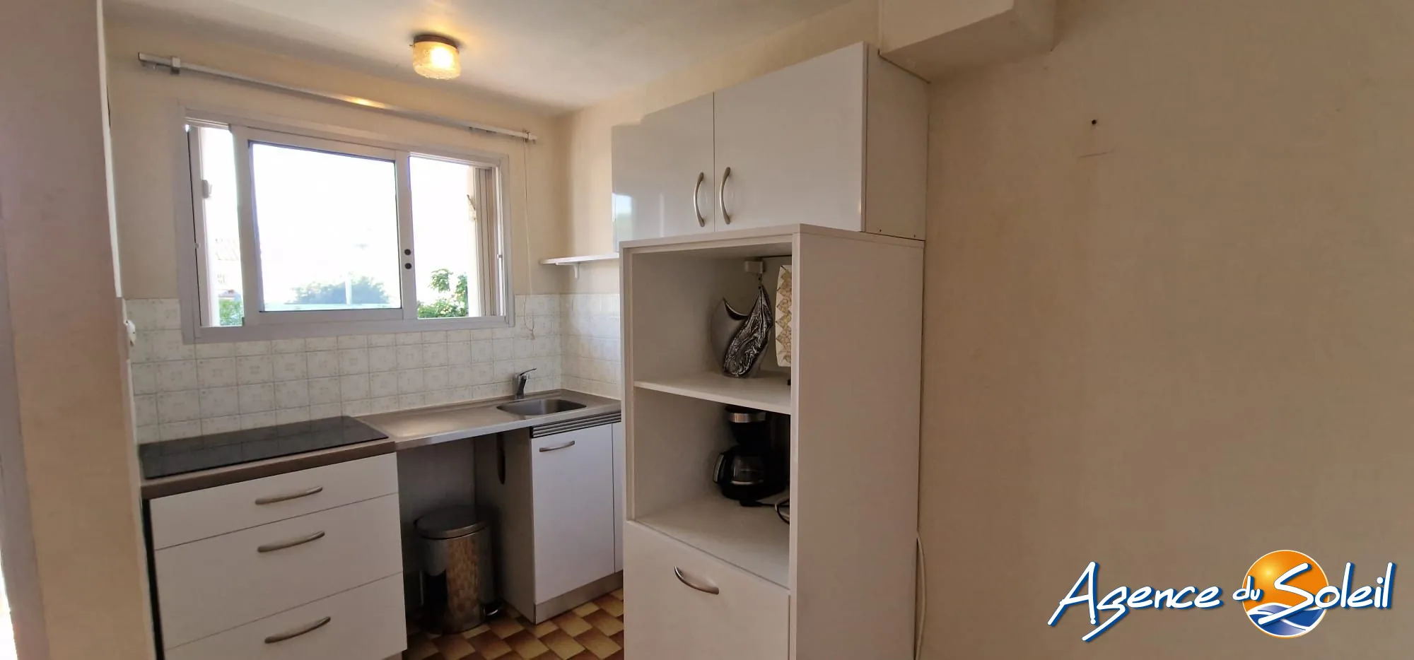 Studio lumineux avec terrasse proche de la plage à Canet-en-Roussillon 