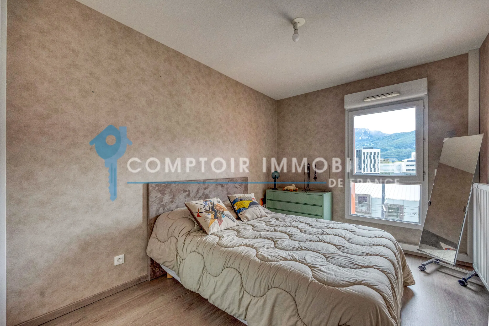 Appartement T3 à vendre à Saint Martin le Vinoux proche Grenoble - 62 m² avec terrasse et parking 