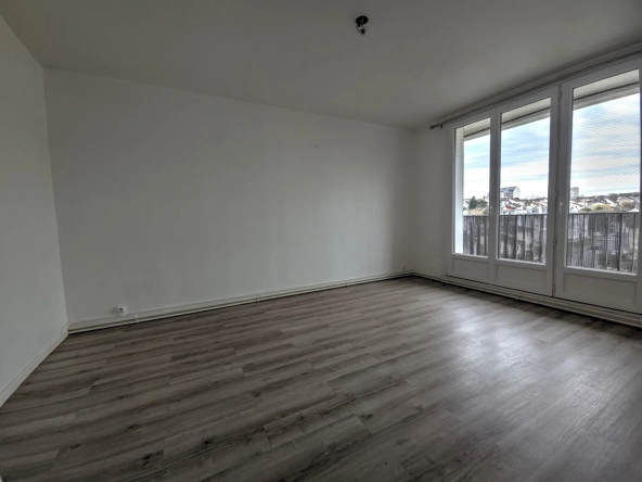 Appartement 3 pièces lumineux avec parking et cave à Limoges