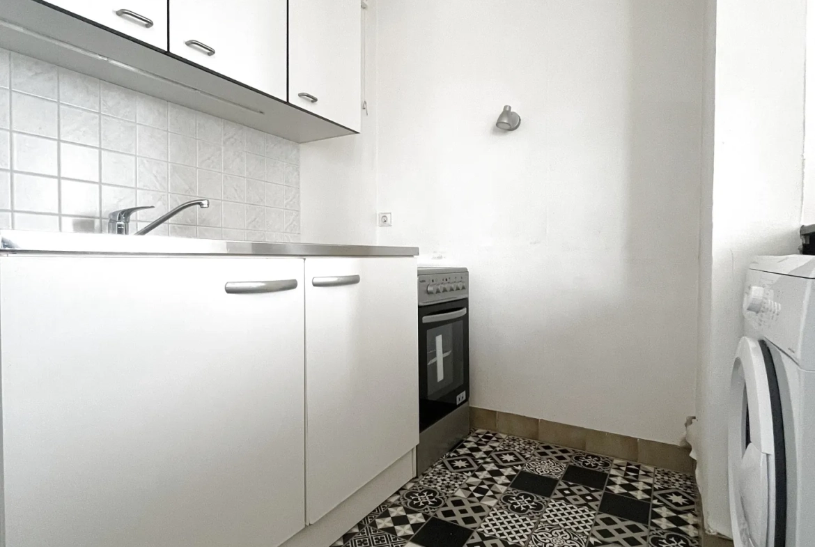 Appartement 2 pièces à Montigny-le-Bretonneux avec vue dégagée et proximité gare 