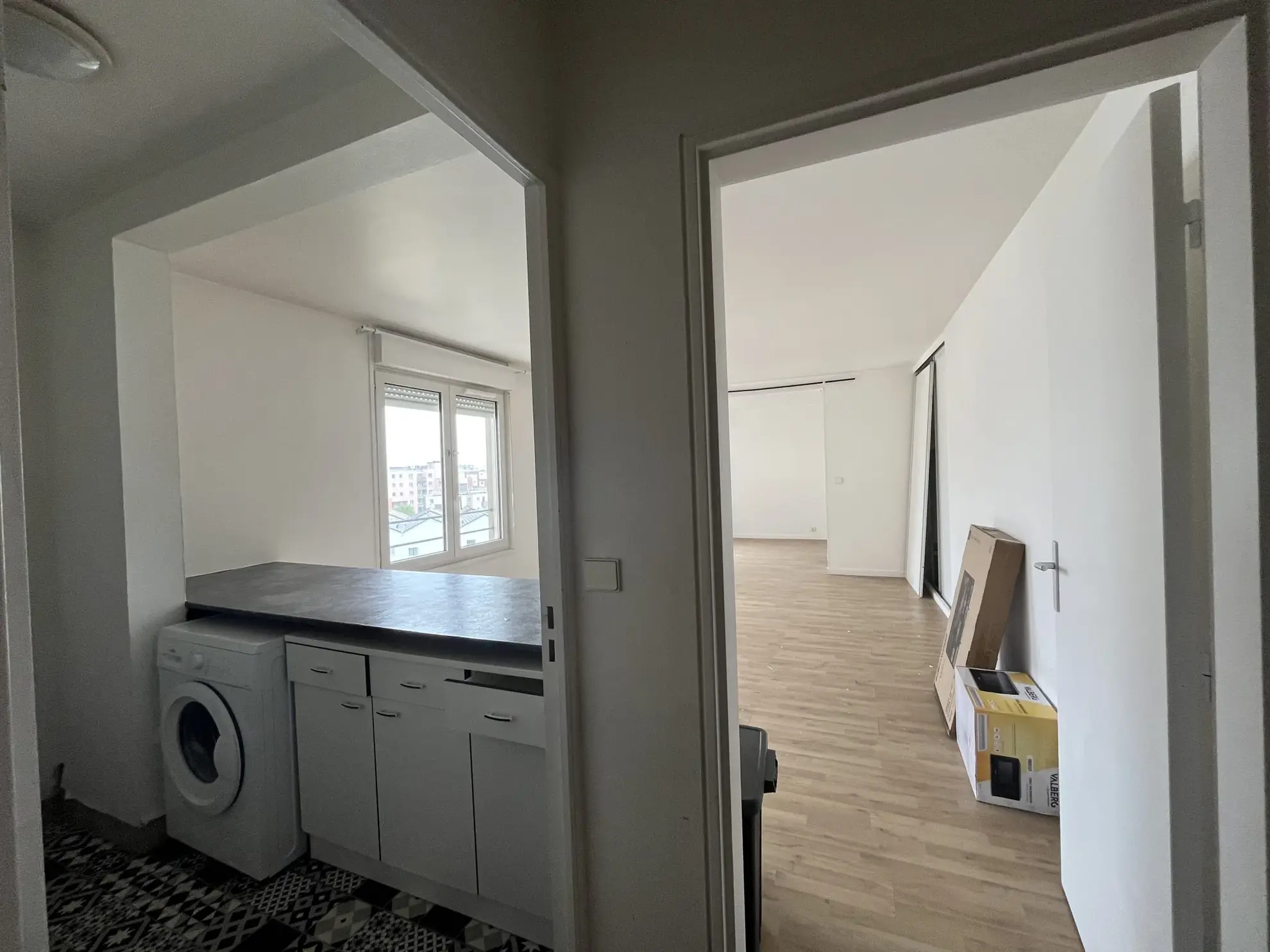 Appartement 2 pièces à Montigny-le-Bretonneux avec vue dégagée et proximité gare 