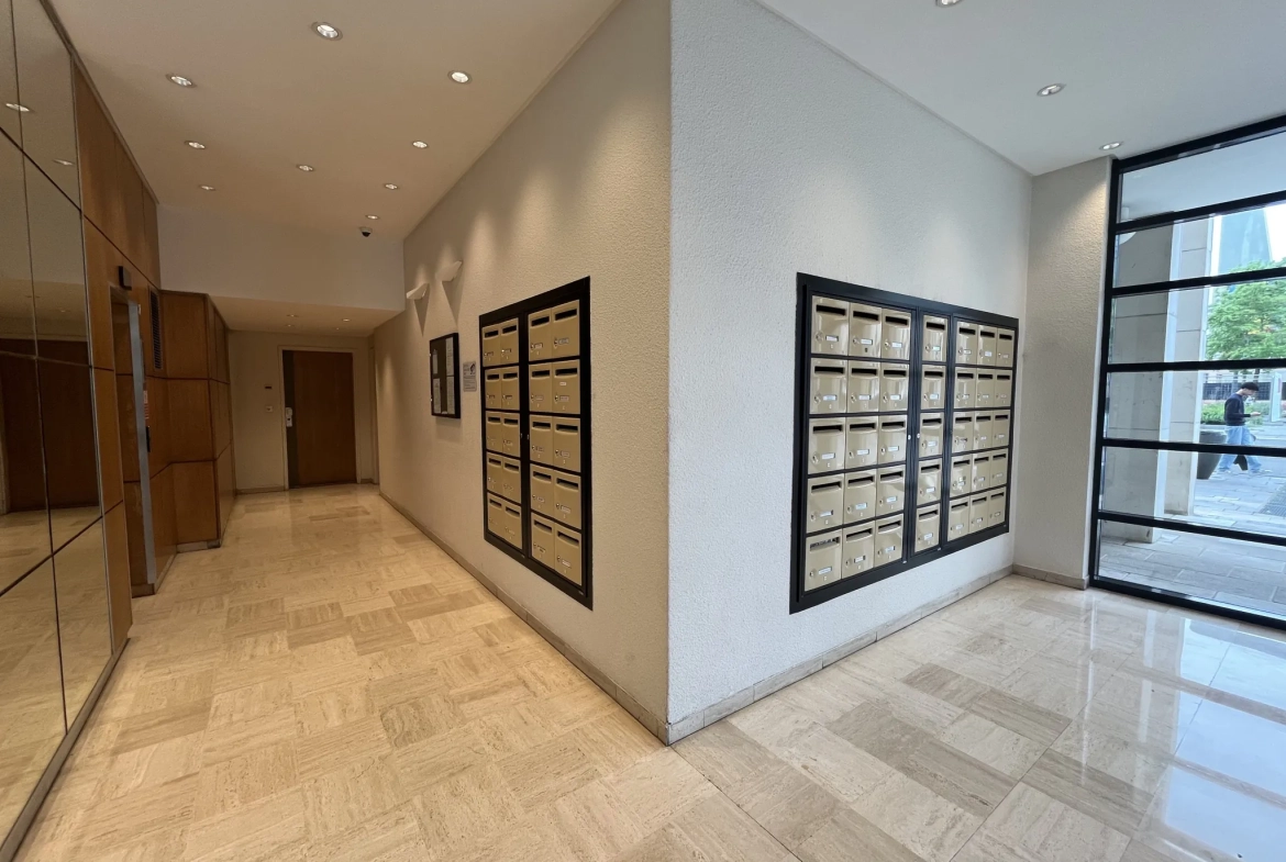 Appartement 2 pièces à Montigny-le-Bretonneux avec vue dégagée et proximité gare 