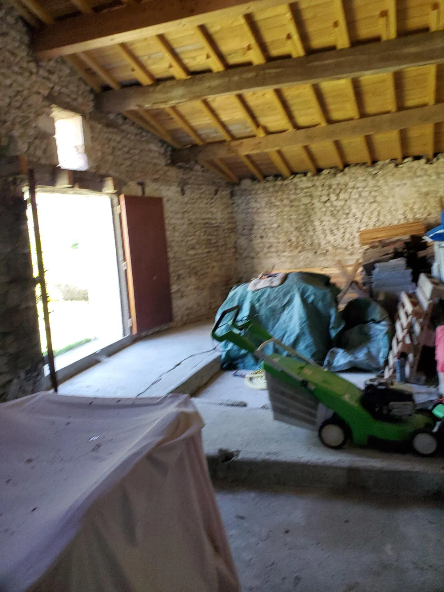 Charmante maison charentaise avec dépendances et jardin proche Royan 