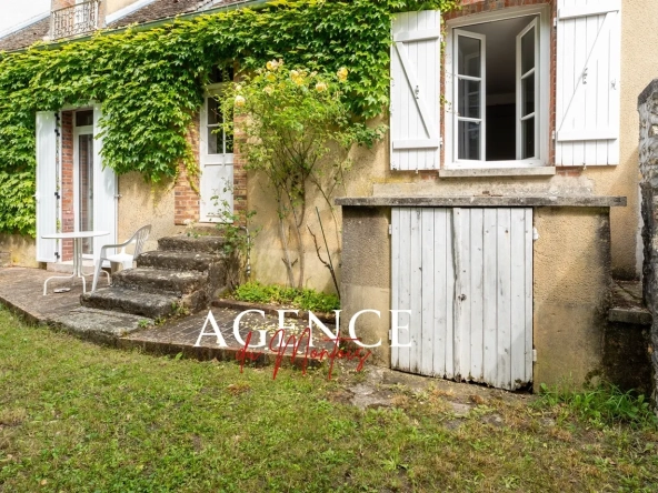 Maison de village à Donnemarie-Dontilly avec jardin, 4 chambres, proche A5 - Opportunité à saisir