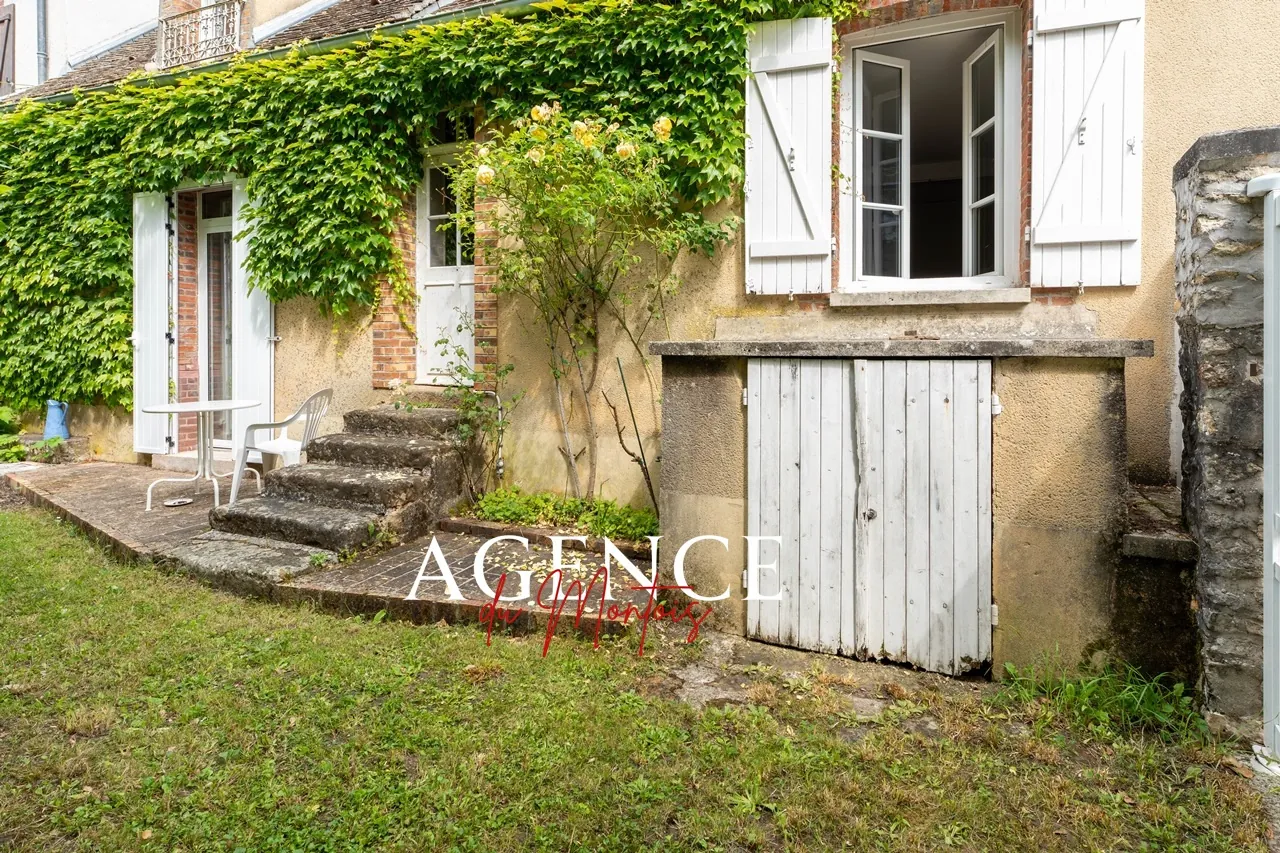 Maison de village à Donnemarie-Dontilly avec jardin, 4 chambres, proche A5 - Opportunité à saisir 