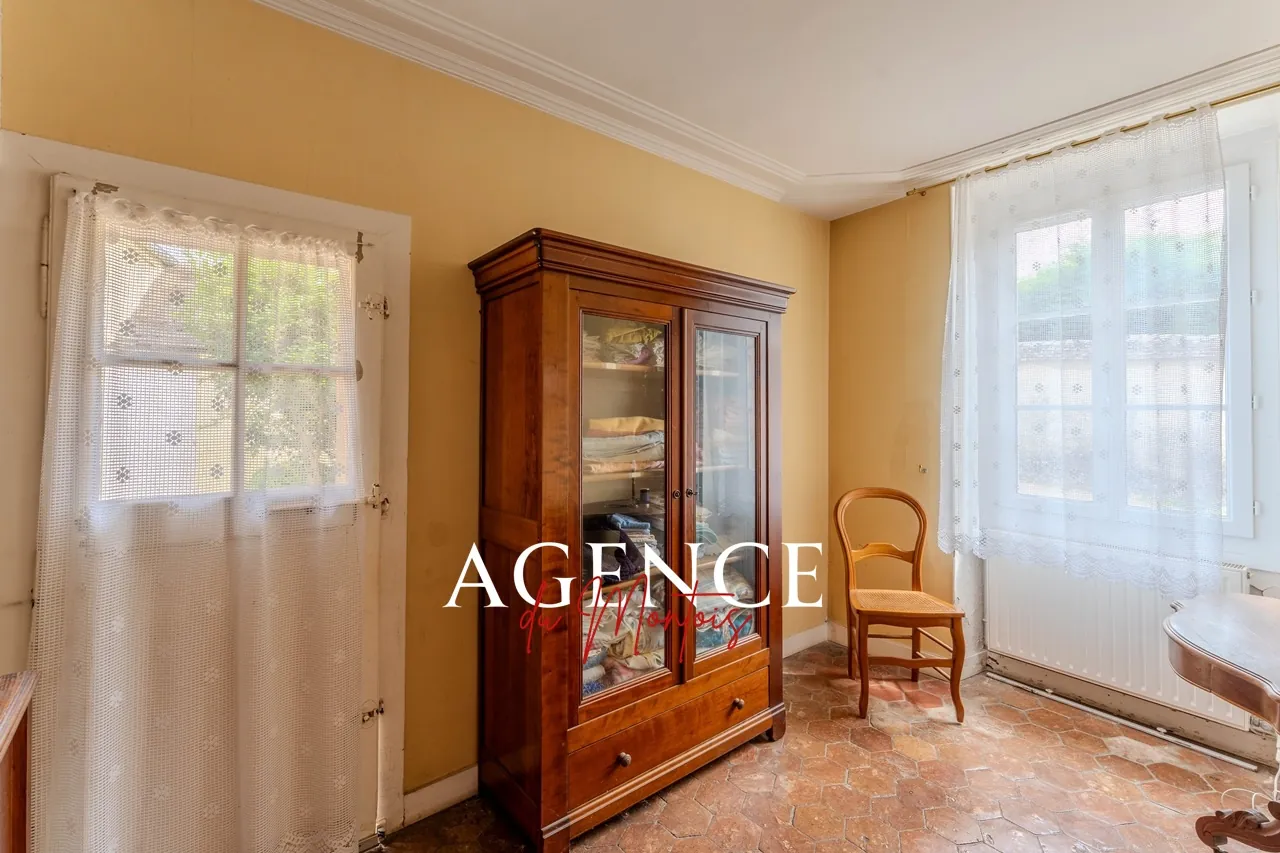 Maison de village à Donnemarie-Dontilly avec jardin, 4 chambres, proche A5 - Opportunité à saisir 