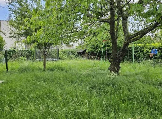Maison à vendre à Saint-Rémy-Lès-Chevreuse avec 3 chambres, garage et terrasse 