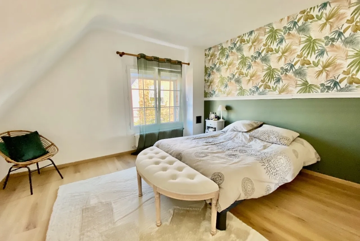 Charmante maison familiale à vendre à Maubeuge, proche centre avec garage et jardin 