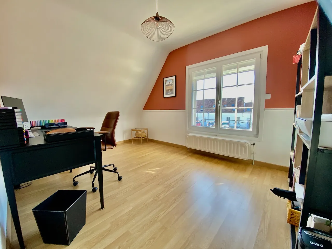 Charmante maison familiale à vendre à Maubeuge, proche centre avec garage et jardin 
