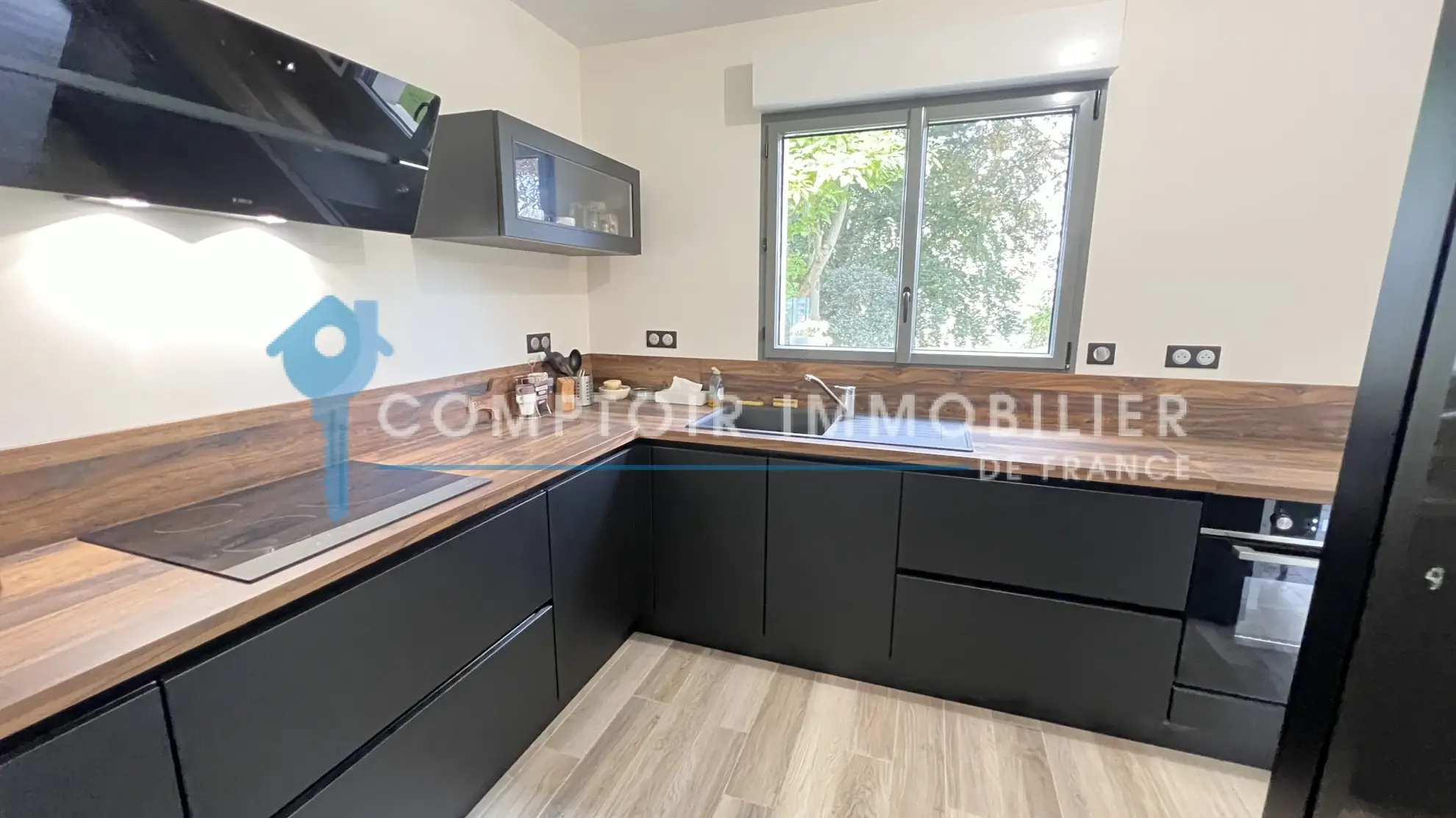 Maison neuve 3 chambres avec jardin à La Ferté-alais - Vente immobilière 