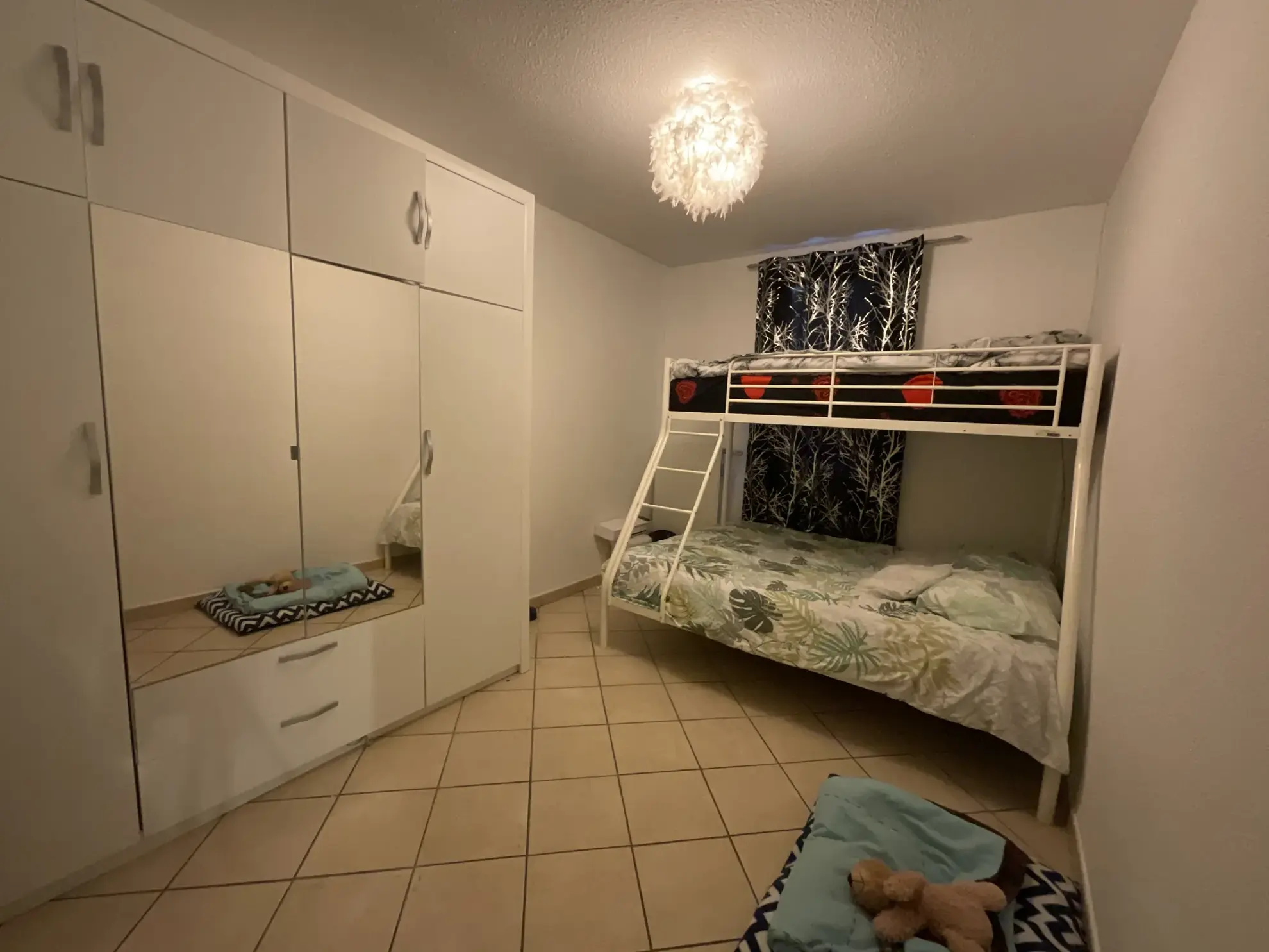 Appartement T4 avec garage à L’Isle d’Abeau - Opportunité d’investissement 