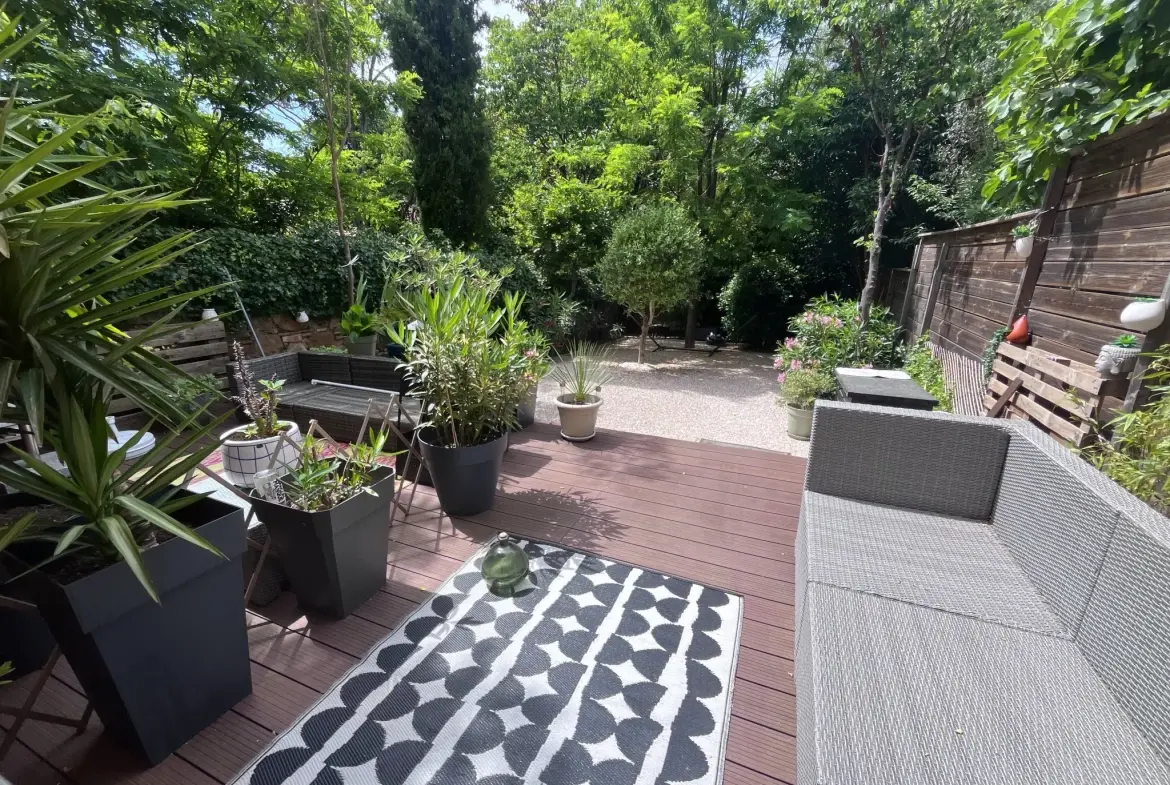 Appartement 3 pièces avec jardin privatif à Vidauban - 62 m² 