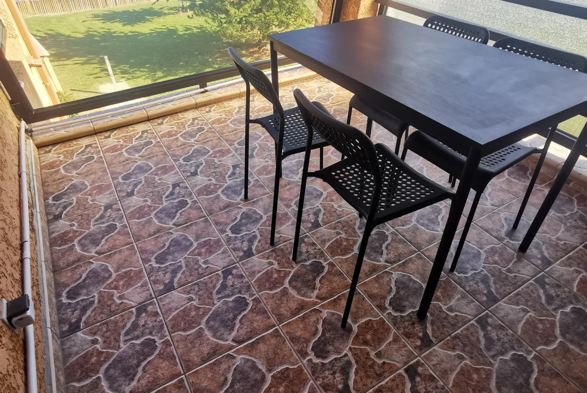 Charmant studio avec vue imprenable sur la mer à Moriani, excellent potentiel locatif 