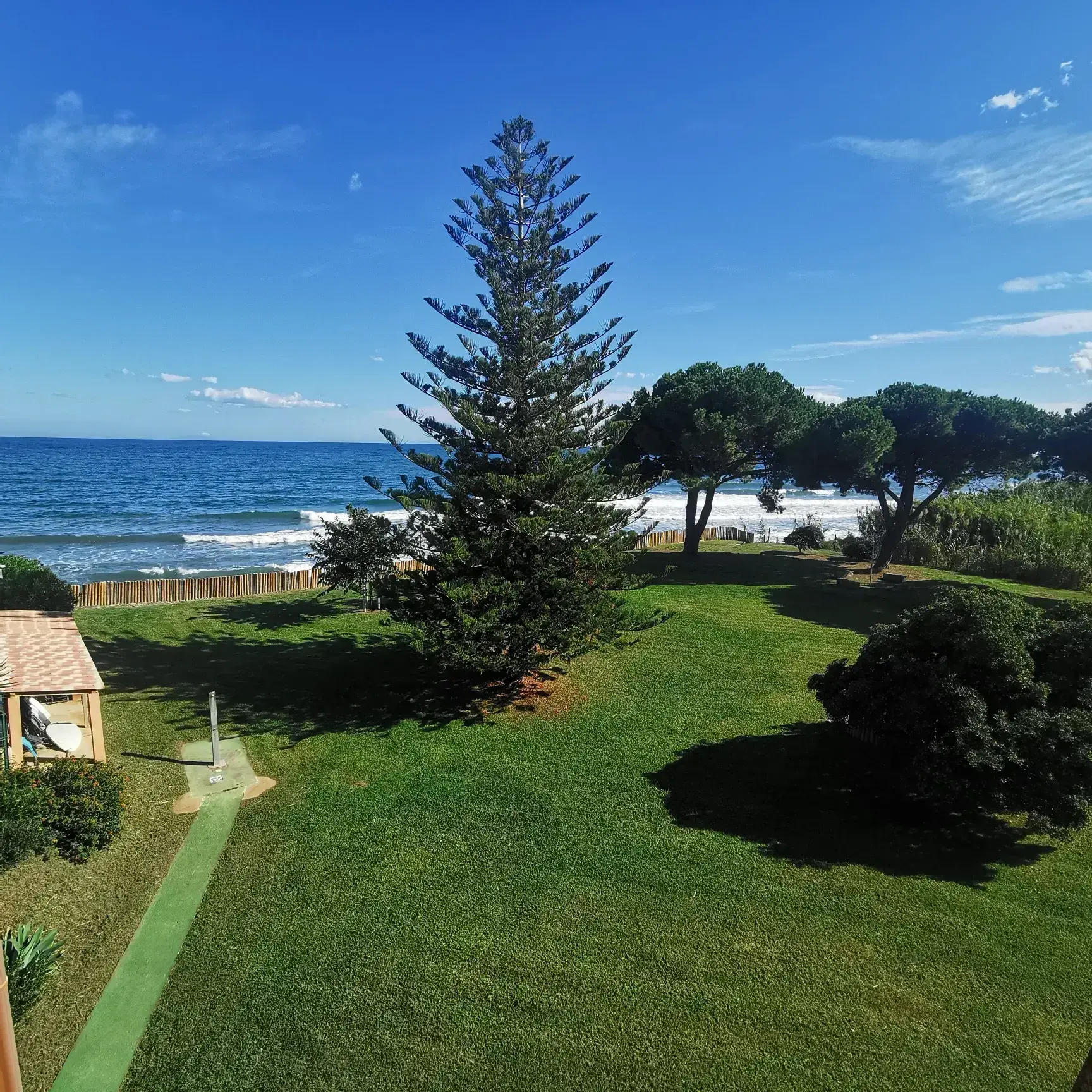 Charmant studio avec vue imprenable sur la mer à Moriani, excellent potentiel locatif 