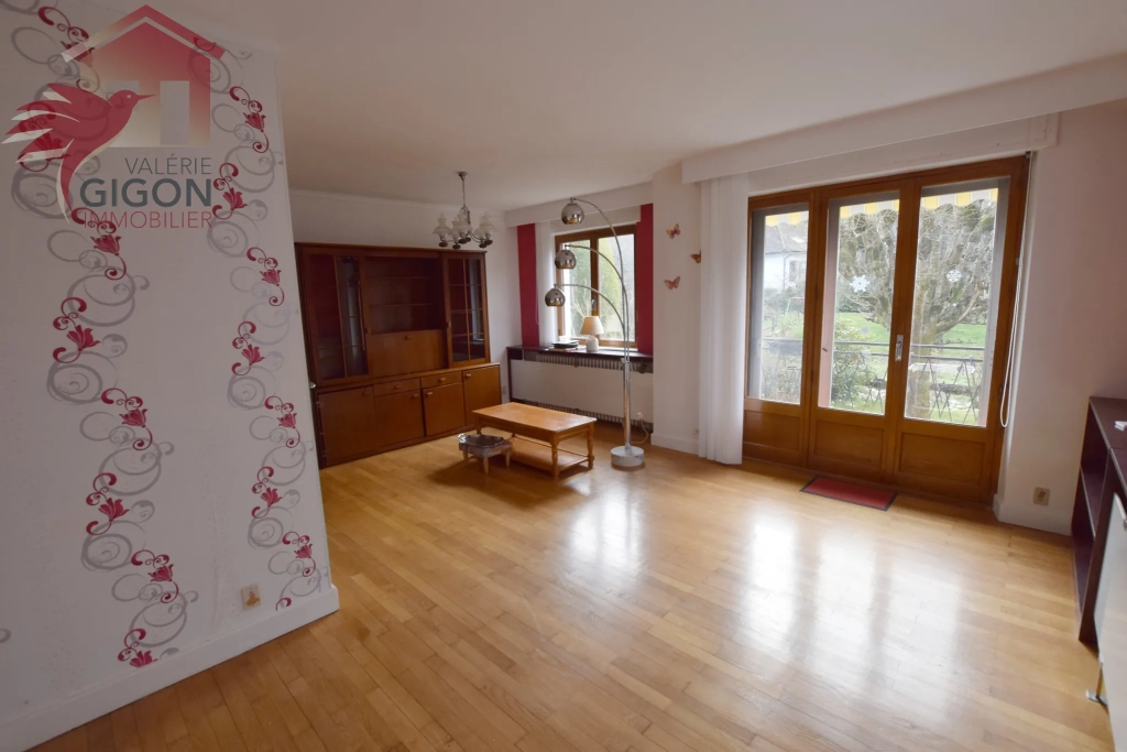Maison lumineuse à Montbéliard avec jardin et garage - 73 m²