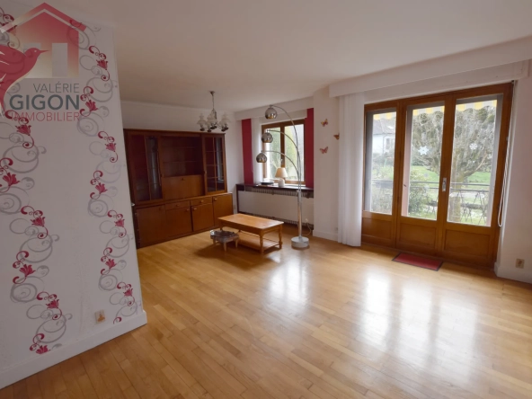 Maison lumineuse à Montbéliard avec jardin et garage - 73 m²