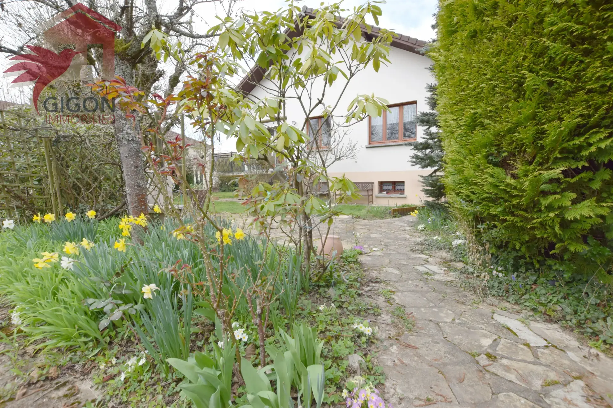 Maison lumineuse à Montbéliard avec jardin et garage - 73 m² 