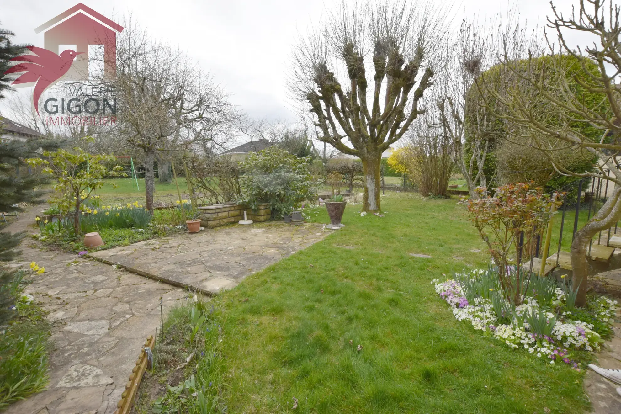 Maison lumineuse à Montbéliard avec jardin et garage - 73 m² 