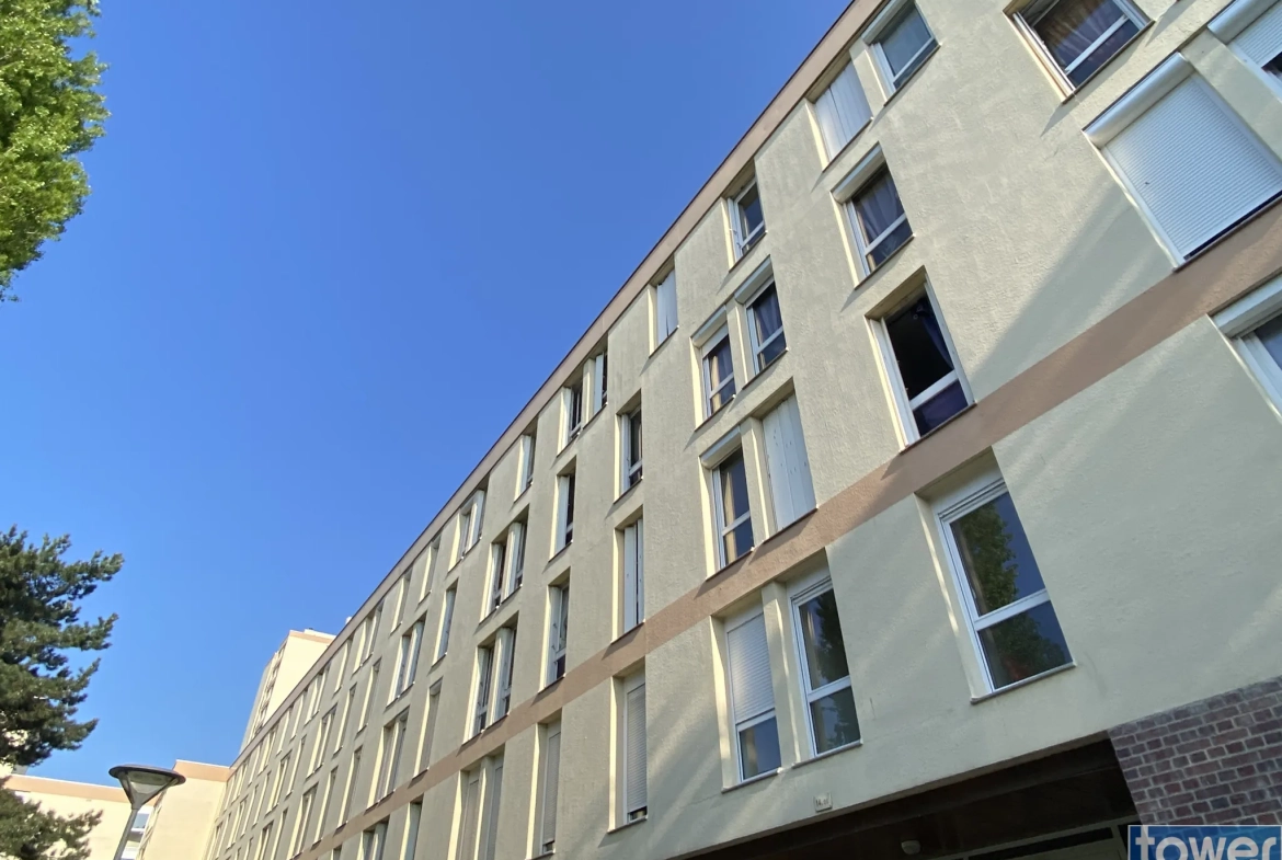 Appartement T3 de 63 m² à Caen, Emplacement idéal proche transports et écoles 