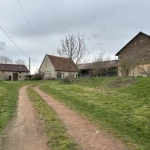 Domaine unique à Préveranges avec maison, bâtiments et terres, environnement naturel exceptionnel