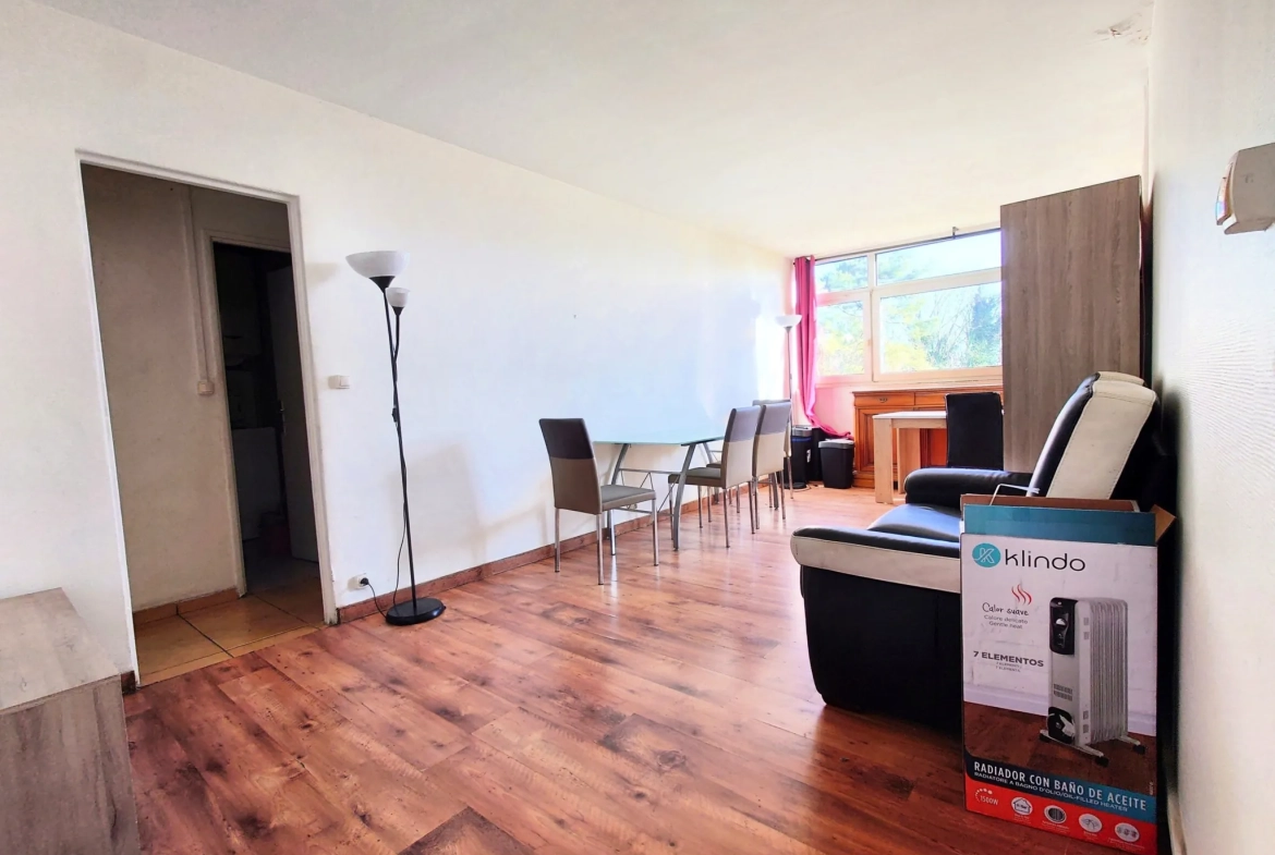 Appartement lumineux de 3 chambres à Évry - Investissement locatif idéal 
