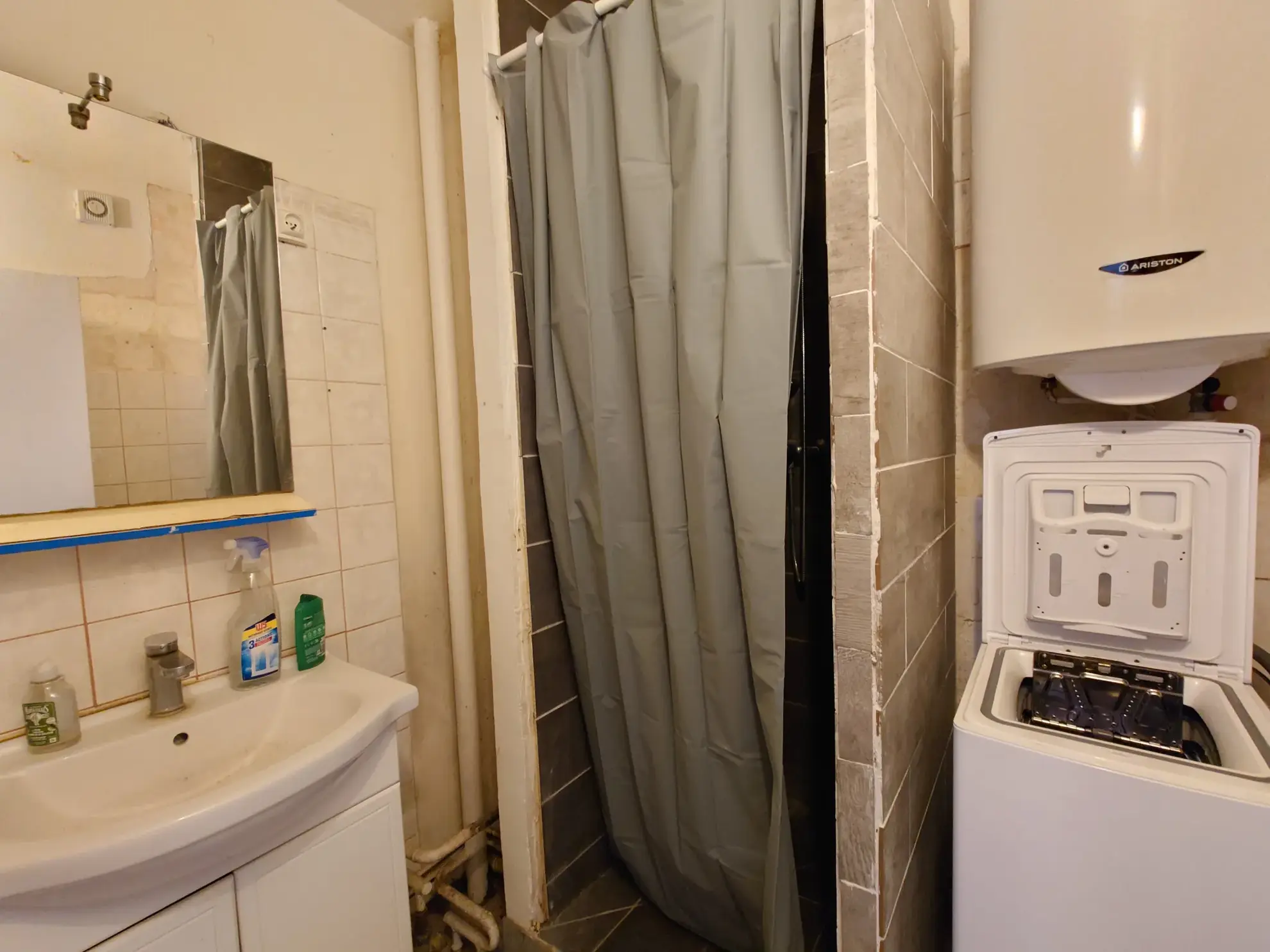 Appartement lumineux de 3 chambres à Évry - Investissement locatif idéal 