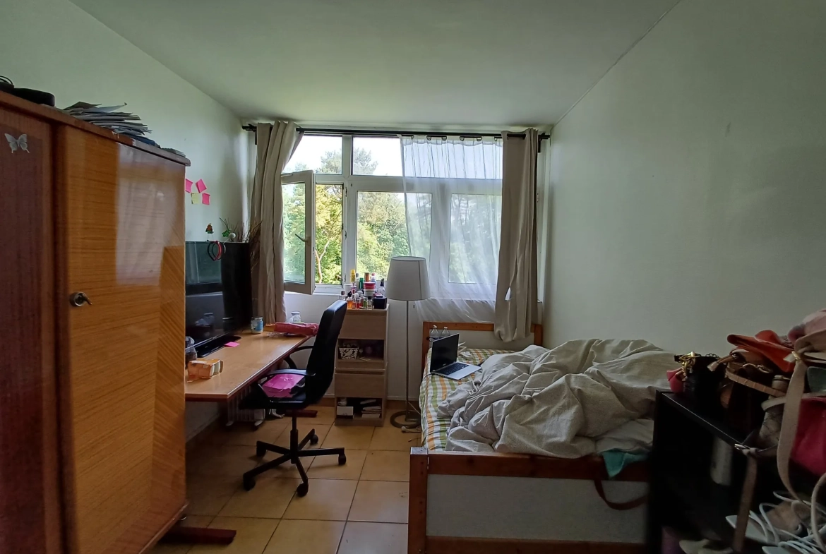 Appartement lumineux de 3 chambres à Évry - Investissement locatif idéal 
