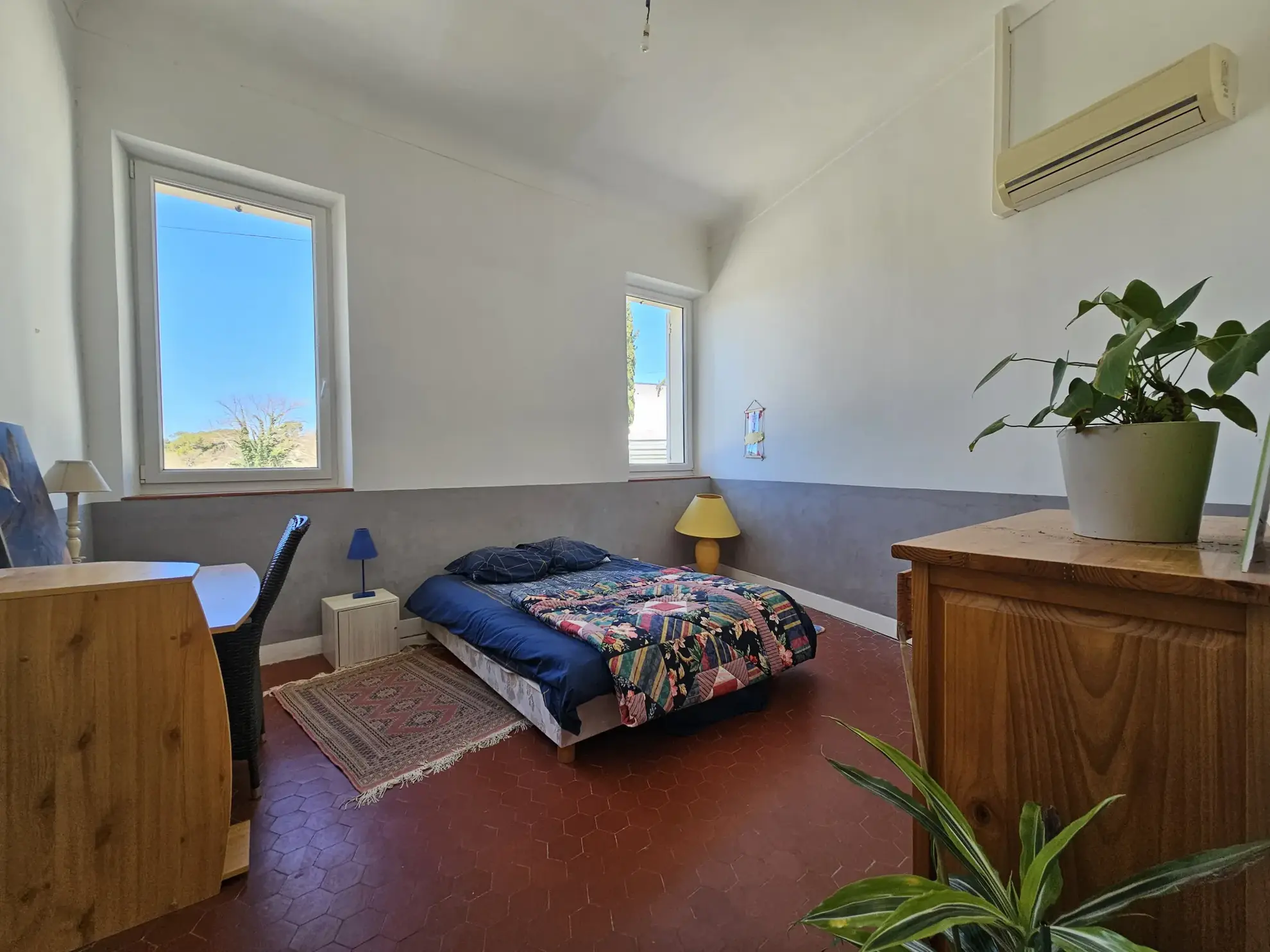 Maison ancienne de 110 m² avec cour privée dans le Luberon 
