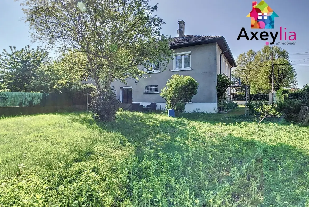Maison 4 chambres avec terrain à Roanne, rénovée et spacieuse 