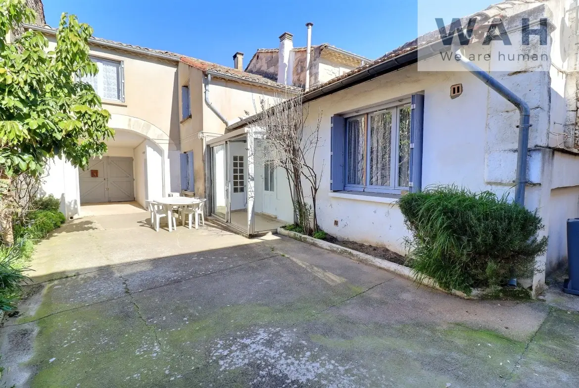 Maison de village 7 pièces à Lunel-Viel avec potentiel de rénovation 