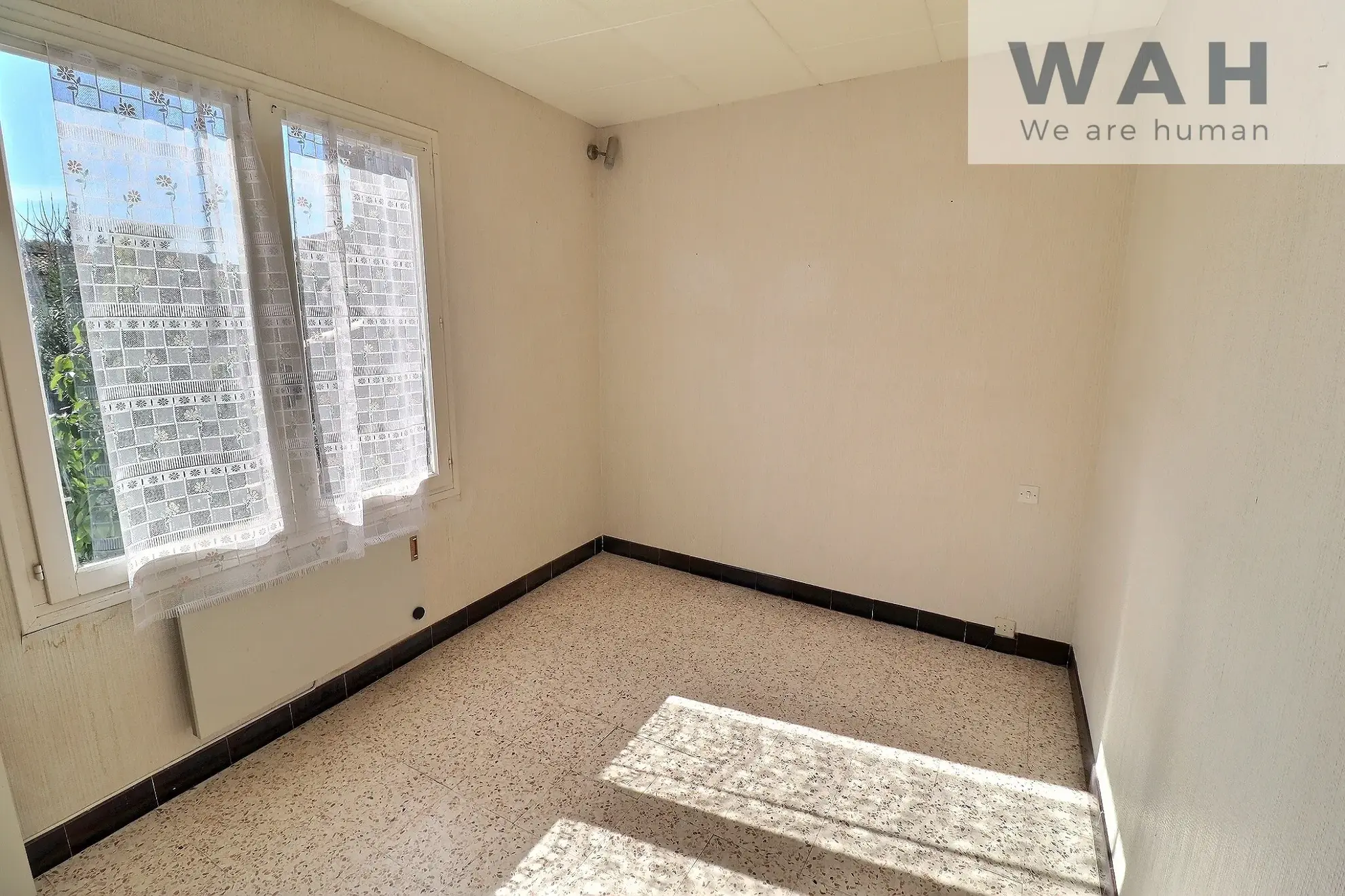 Maison de village 7 pièces à Lunel-Viel avec potentiel de rénovation 