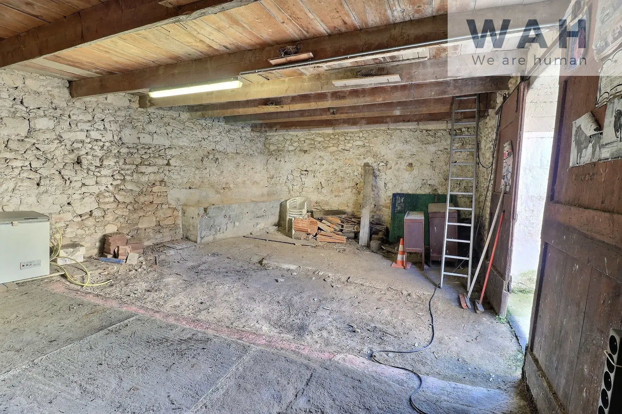 Maison de village 7 pièces à Lunel-Viel avec potentiel de rénovation 