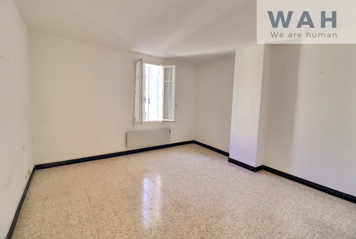 Maison de village 7 pièces à Lunel-Viel avec potentiel de rénovation 