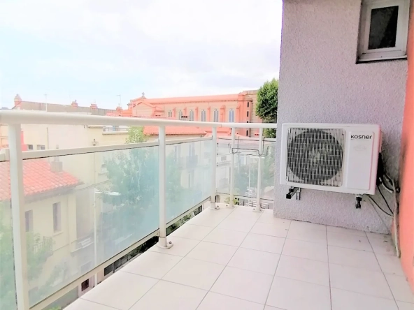 Appartement T3 avec terrasse, parking et cave à Perpignan, Saint Martin