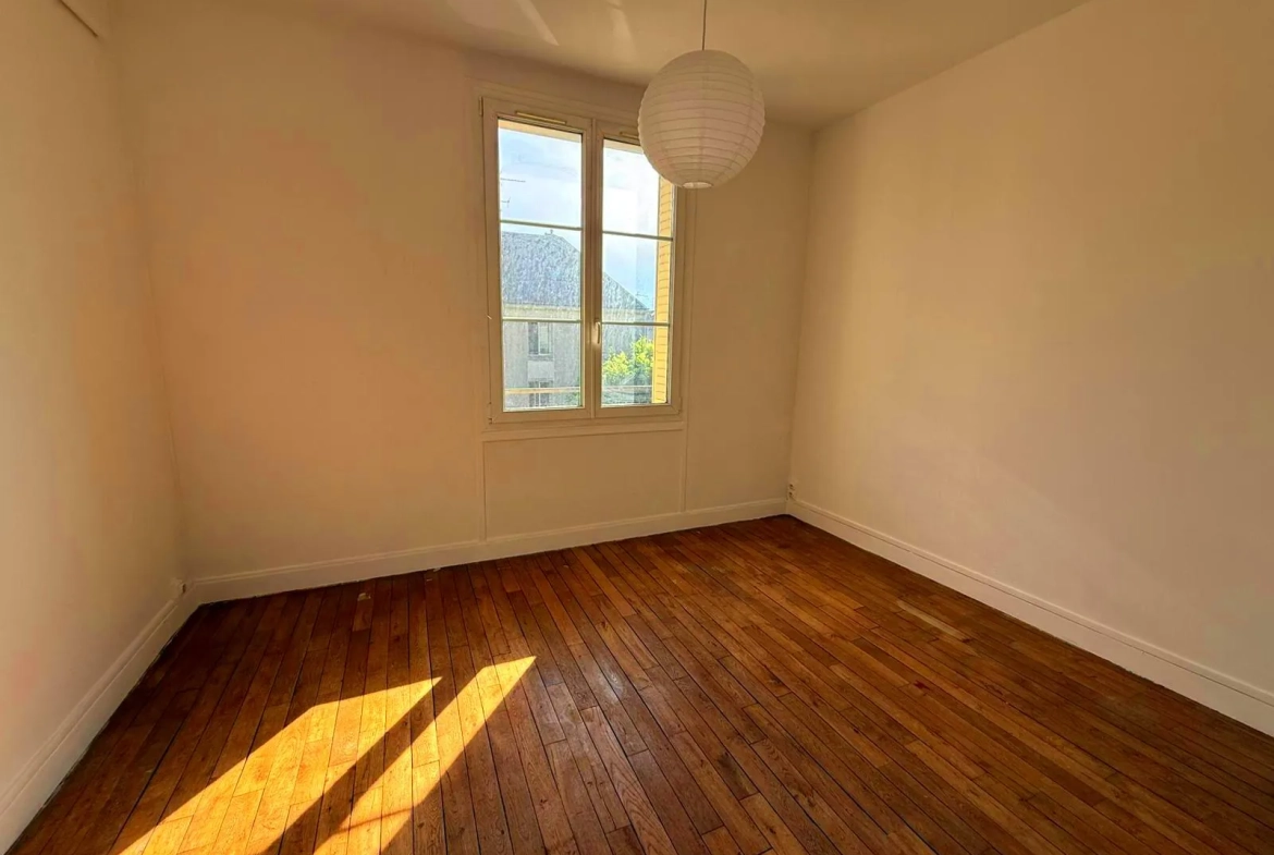 Bel appartement de 3 pièces à Étampes proche gare et commerces 