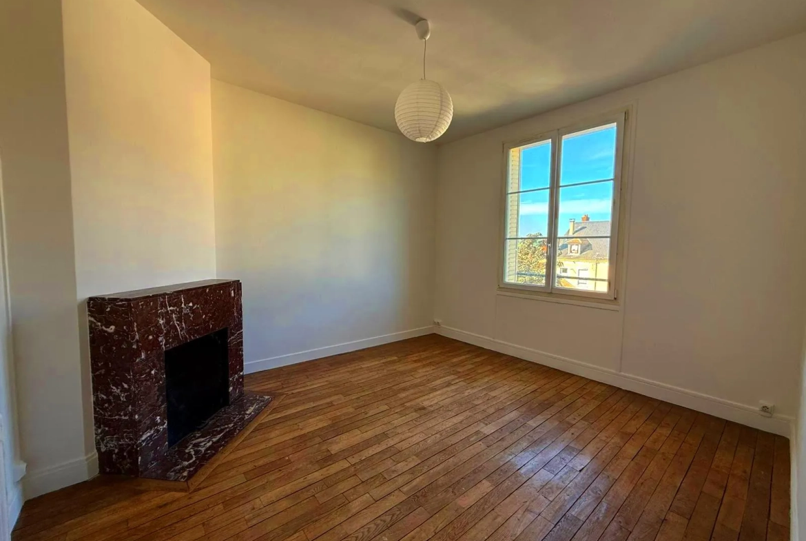 Bel appartement de 3 pièces à Étampes proche gare et commerces 