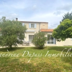 Maison lumineuse avec 3 chambres, jardin et piscine couverte à Chermignac