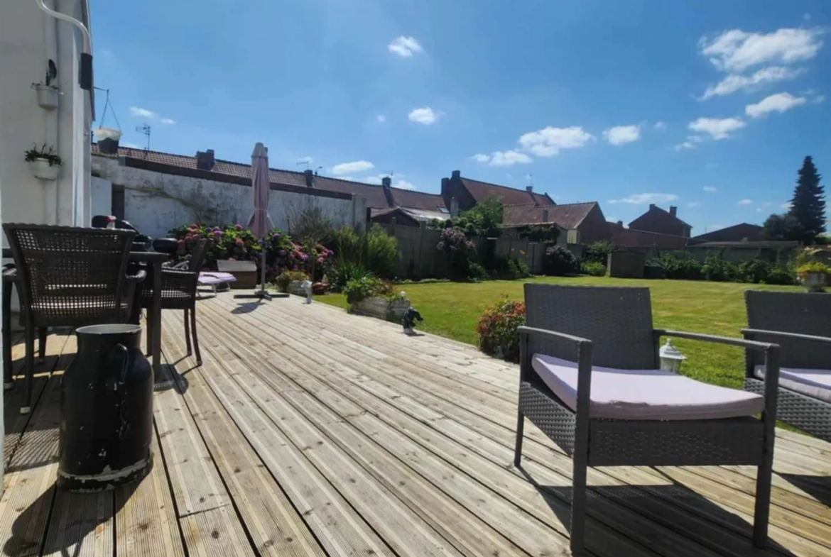 Maison de caractère avec jardin et 4 chambres à Allouagne - Secteur non inondable 