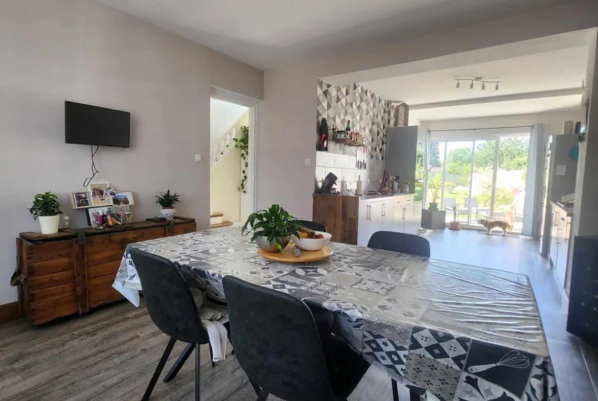 Maison de caractère avec jardin et 4 chambres à Allouagne - Secteur non inondable 