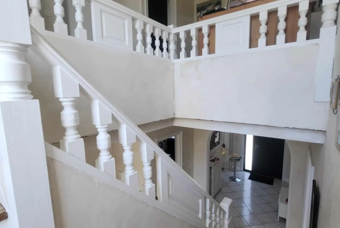 Maison de caractère avec jardin et 4 chambres à Allouagne - Secteur non inondable 