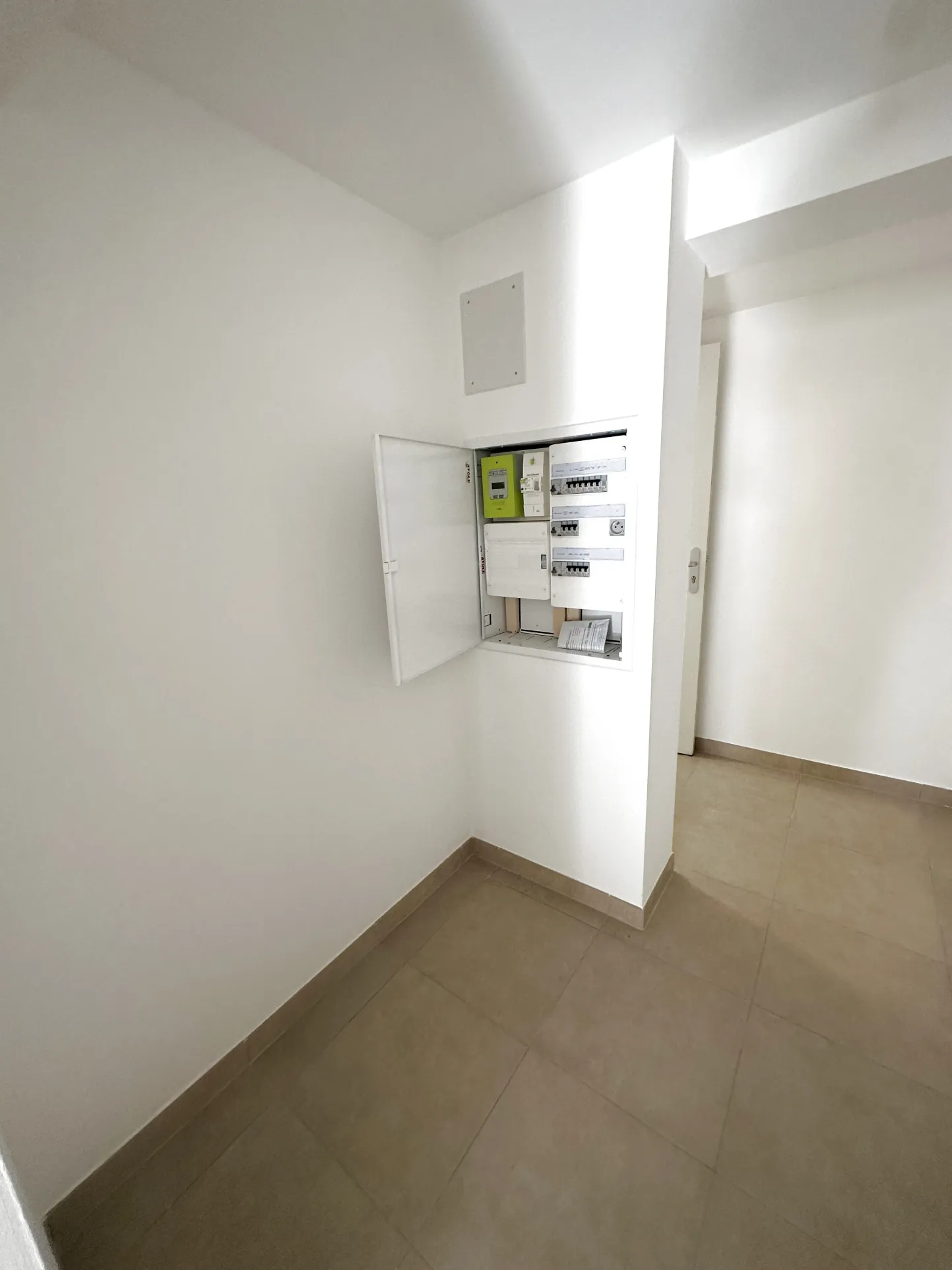 Appartement T2 rénové de 47 m² à Toulon en centre-ville 