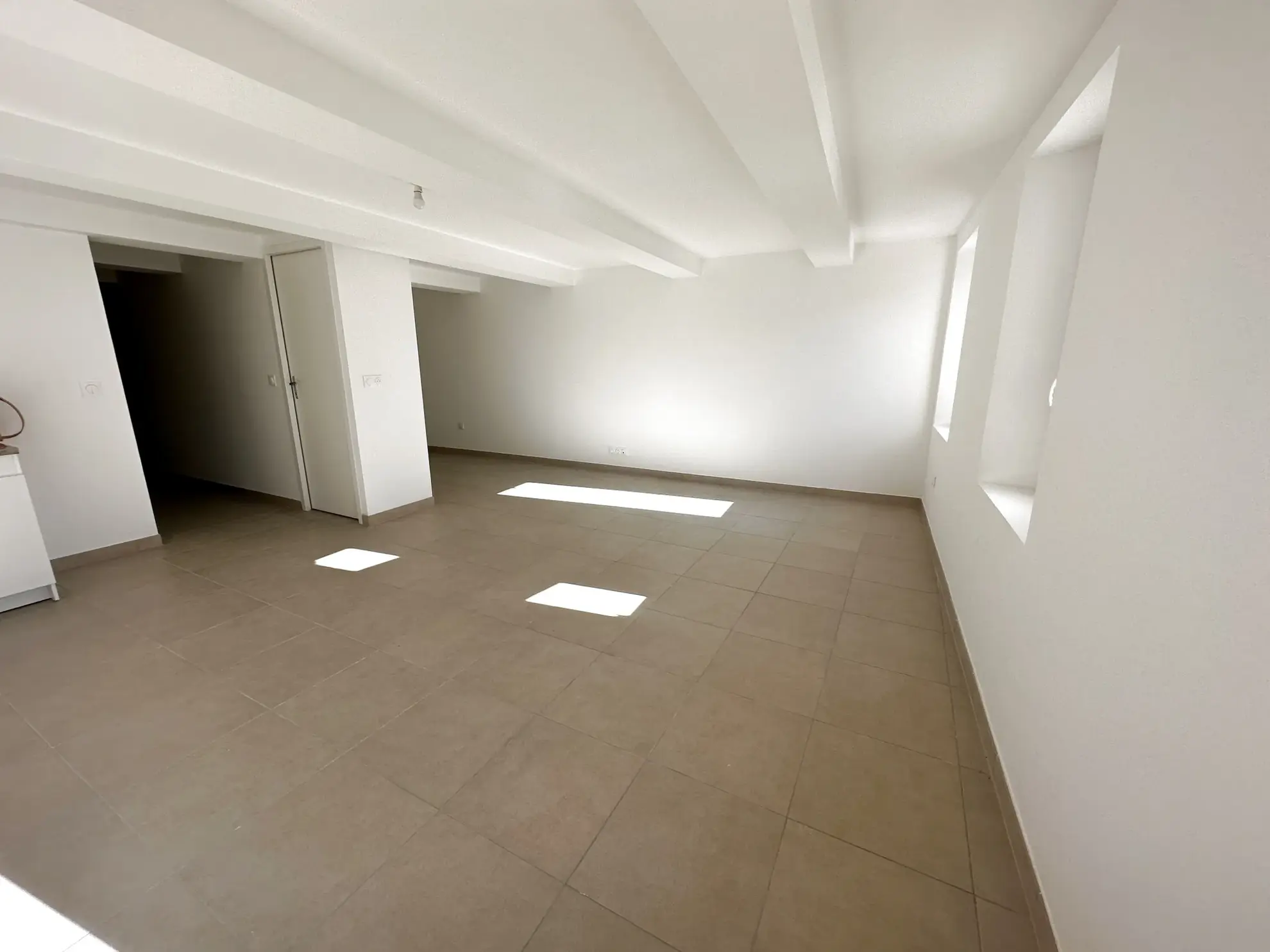 Appartement T2 rénové de 47 m² à Toulon en centre-ville 