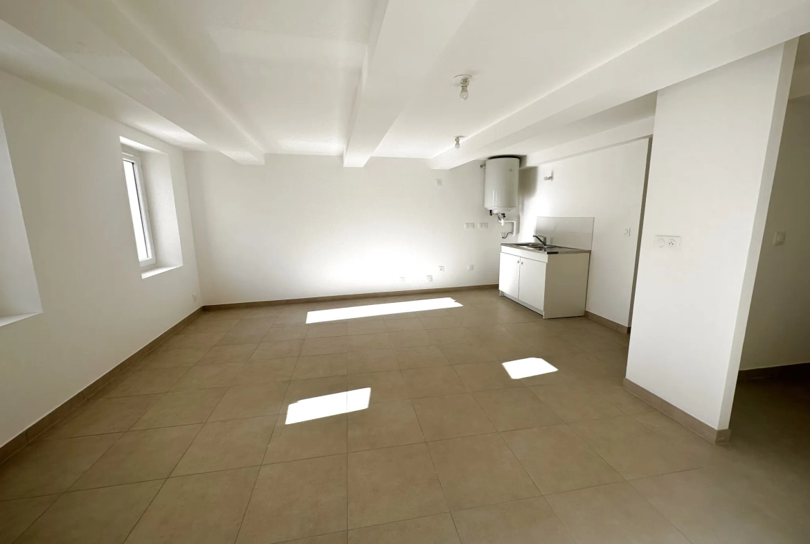Appartement T2 rénové de 47 m² à Toulon en centre-ville 