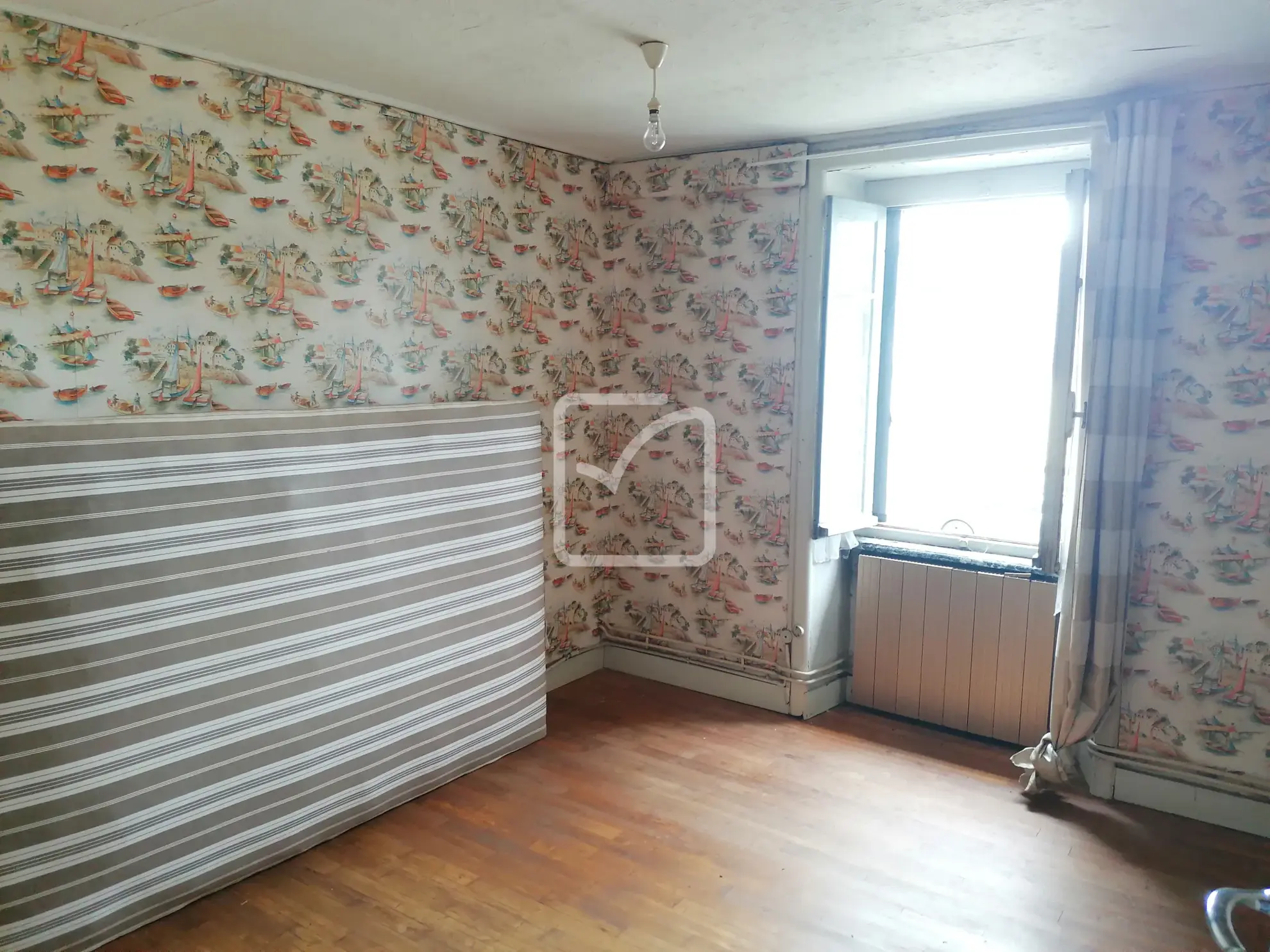 Maison à Saint Malo des trois fontaines de 108 m² avec jardin et potentiel de rénovation 
