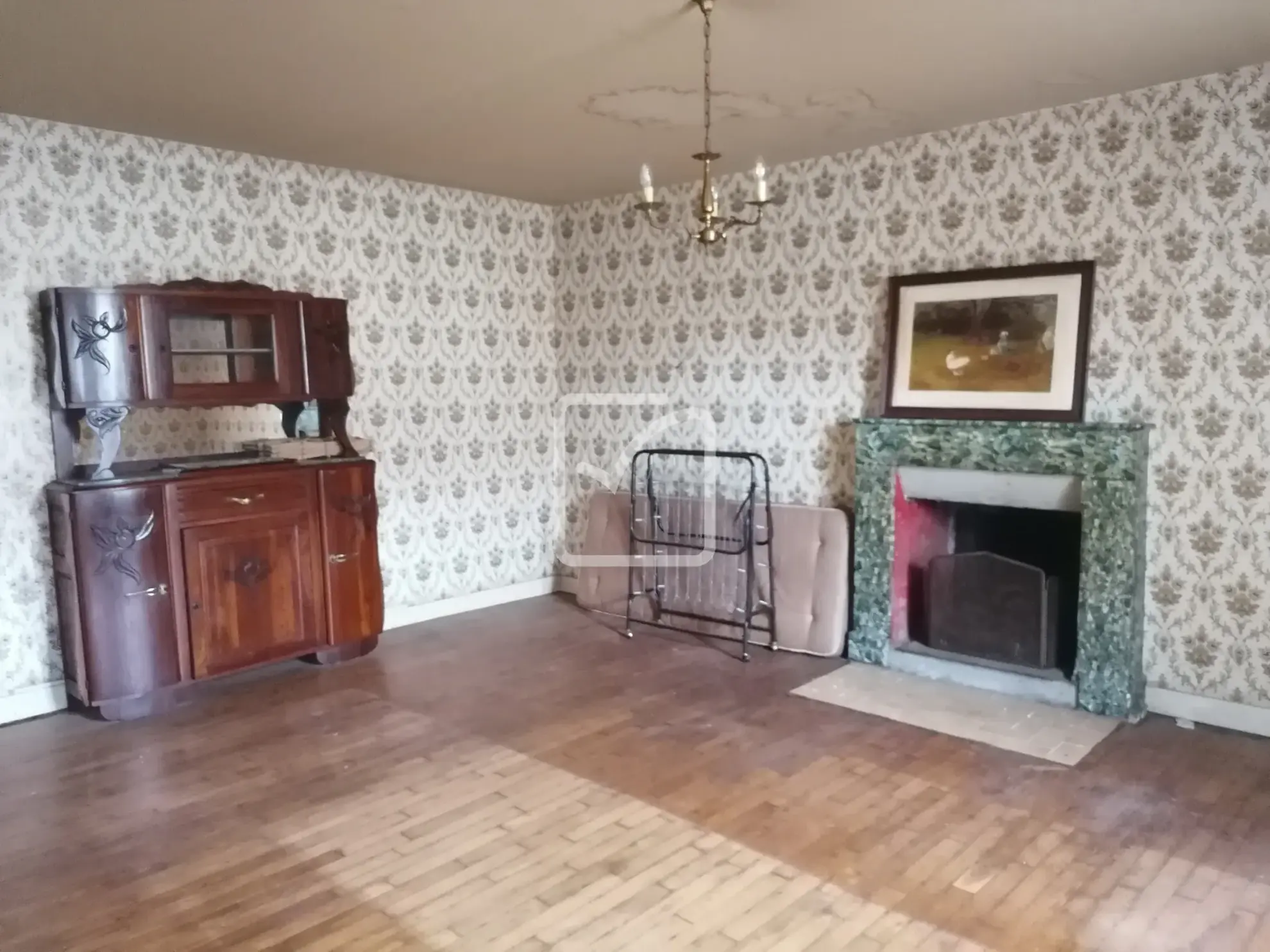 Maison à Saint Malo des trois fontaines de 108 m² avec jardin et potentiel de rénovation 